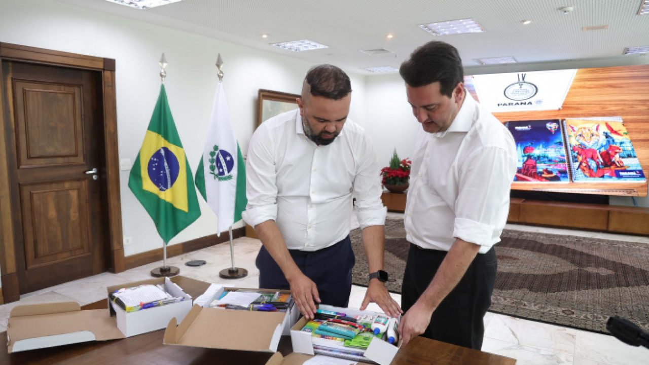 Alunos das Apaes do Paraná vão receber kits escolares do Estado